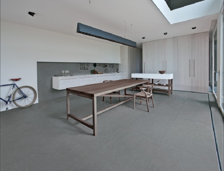 https://www.ceramicheminori.com/immagini_articoli/125/offerta-resine-la-fabbrica-944-600.jpg