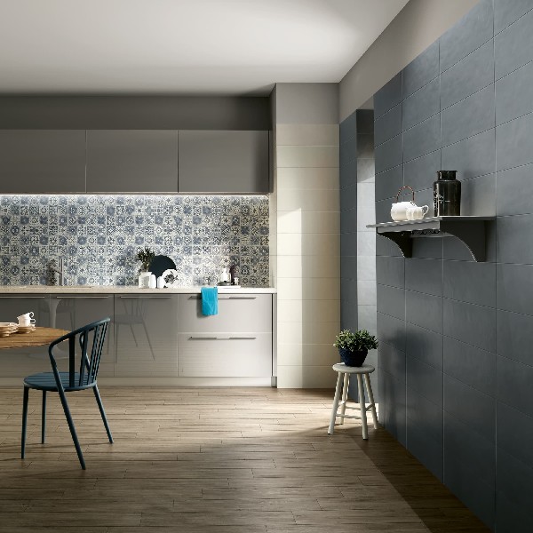 https://www.ceramicheminori.com/immagini_articoli/1448/offerta-splash-love-tiles-4401-600.jpg