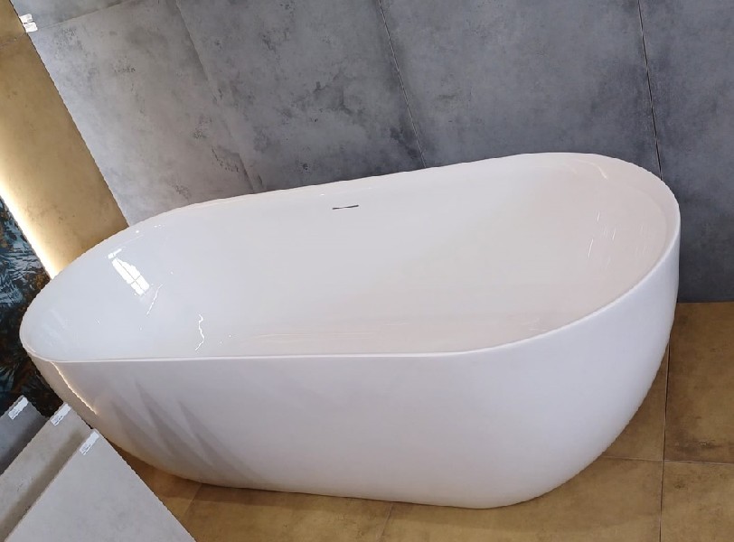 https://www.ceramicheminori.com/immagini_articoli/1705/-vasca-bt-01-170x78x60-hatria-600.jpg