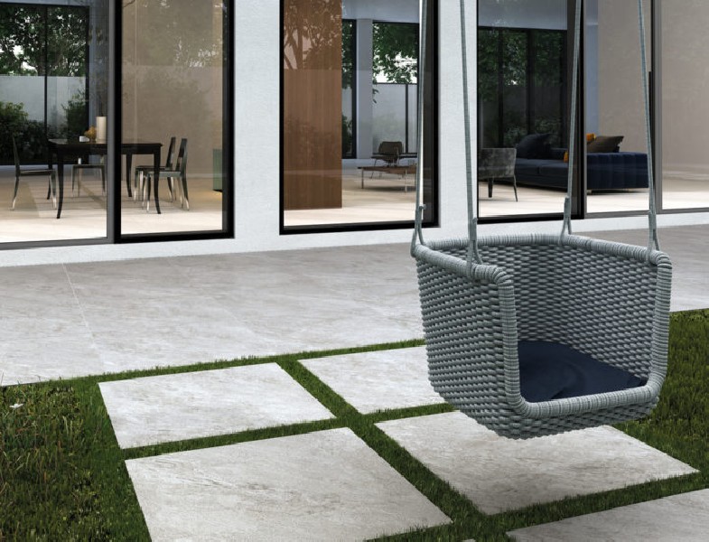 https://www.ceramicheminori.com/immagini_articoli/565/offerta-storm-la-fabbrica-outdoor-1949-600.jpg