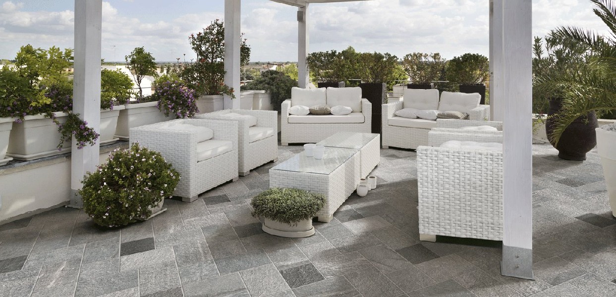 https://www.ceramicheminori.com/immagini_articoli/957/offerta-le-cave-ceramica-rondine-3161-600.jpg